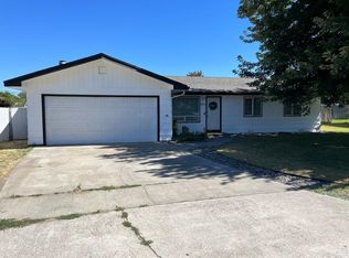 385 NW 12th St, Hermiston, OR 97838