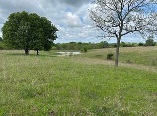 18716 S Stanley Rd, Overbrook, KS 66524