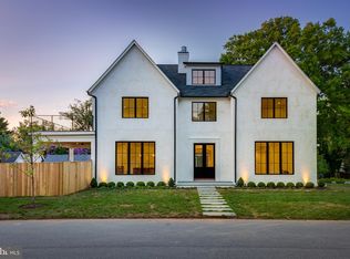 7200 Clarendon Rd, Bethesda, MD 20814