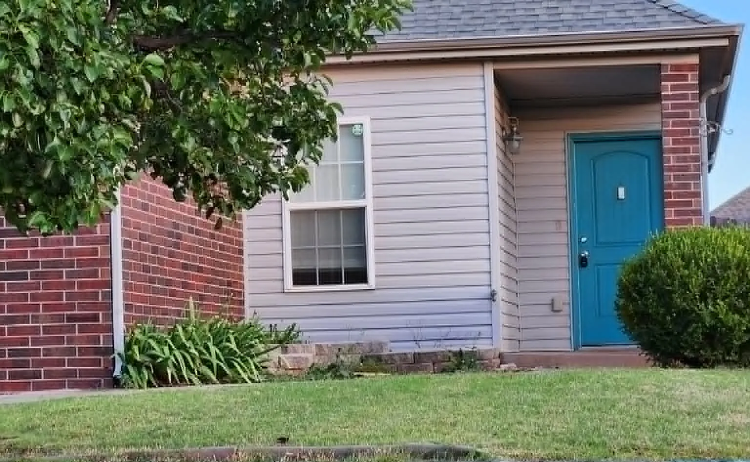 3 bed, 1488 sqft, $1,550 — Photo 4