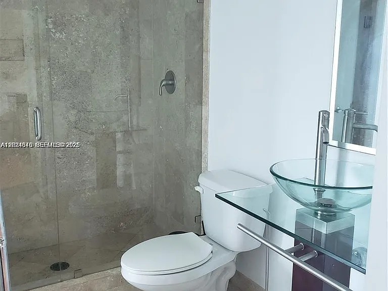 92 SW 3rd St #1904 — Photo 5