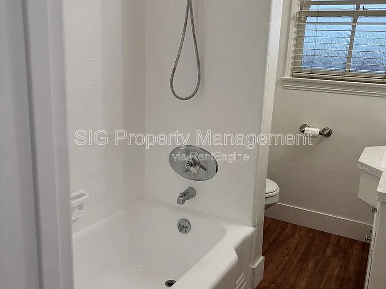 5071 Kester Ave #5071 — Photo 18