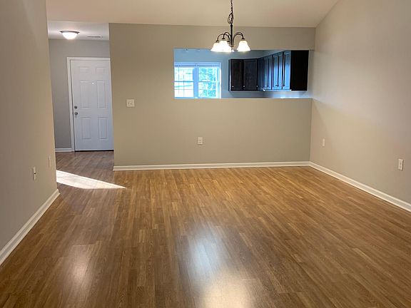 3rd image of 125 1st Avenue Dr SE #54