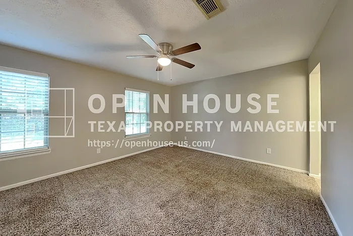 46 Berryfrost Ln — Photo 15
