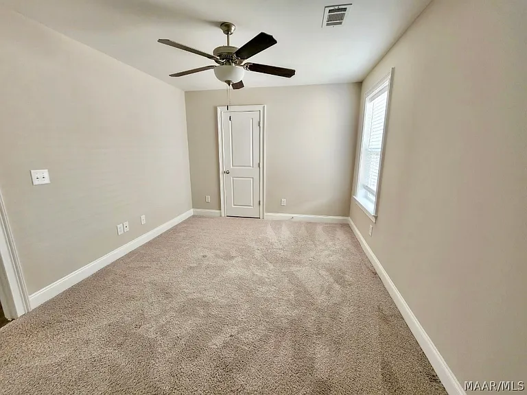 8506 Melbourne Way — Photo 15