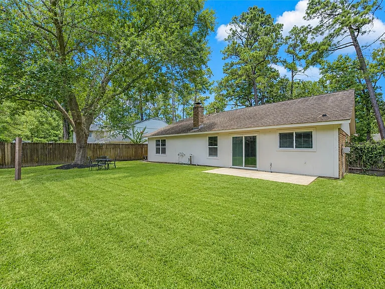 2114 River Village Dr — Photo 36