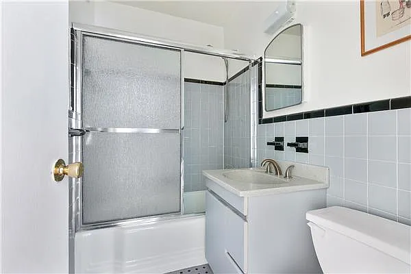 Sold by Exclusive Properties Sotheby's International Realty | media 9