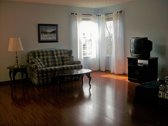 5th image of 8927 Coral Canyon Cir