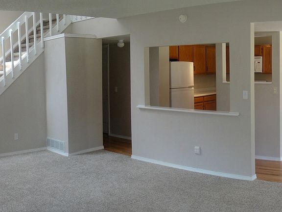 New carpet and paint!