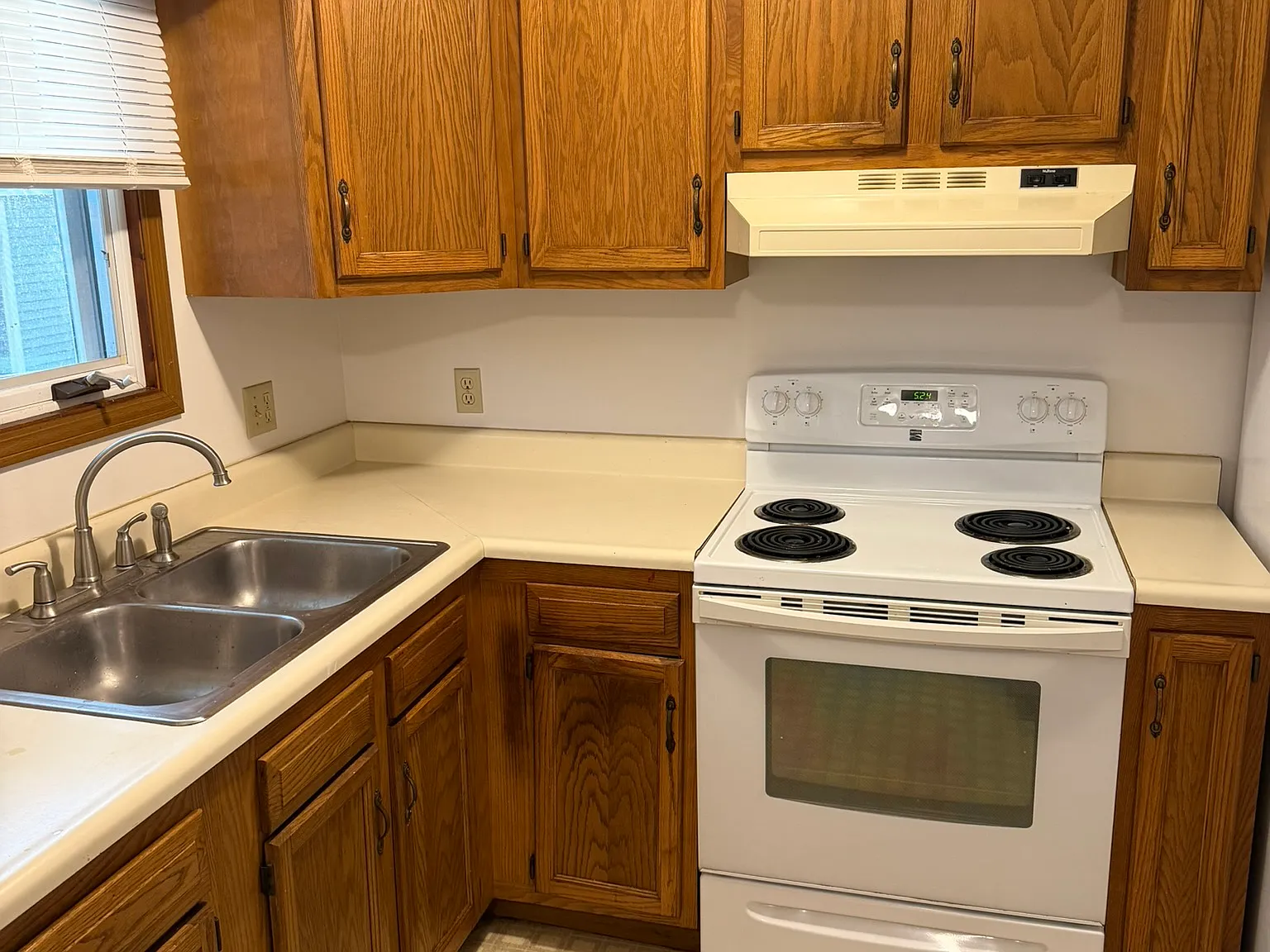 2 bed, 875 sqft, $800 — Photo 4