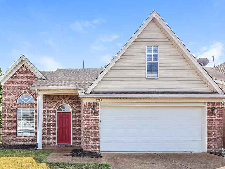 9793 Dogwood Ct E — Photo 4