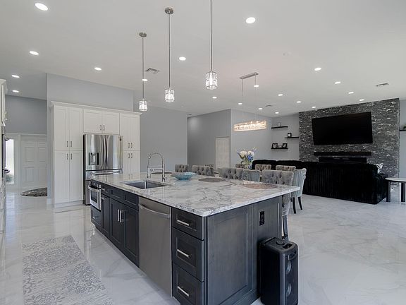 2nd image of 13621 Barberry Drive