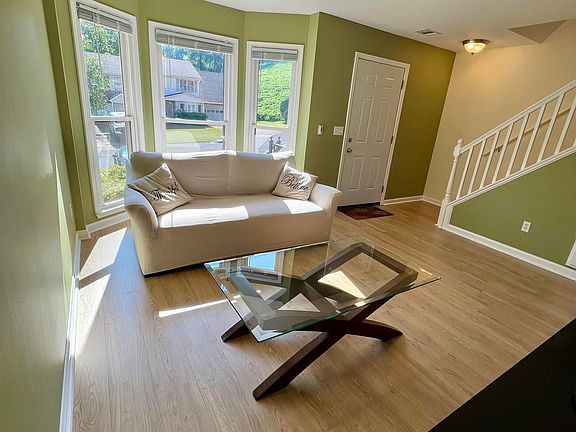 4th image of 4793 Cheshire Cir