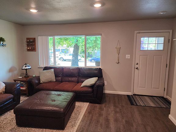 5th image of 8129 Molokai Way