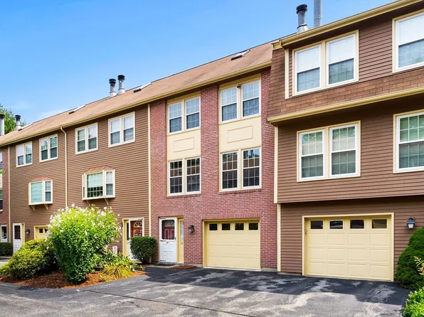 114 Heritage Dr Unit 114, Tewksbury, MA 01876