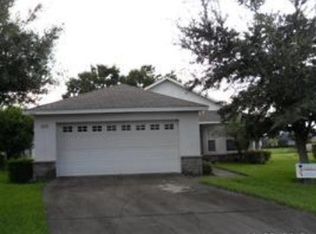 697 Lake Clark Pl, Lakeland, FL 33813