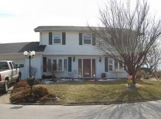338 Vista Dr, Mount Vernon, IN
