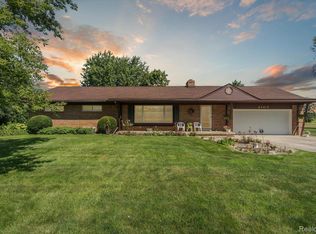 4103 Lapeer Rd, Burton, MI 48509