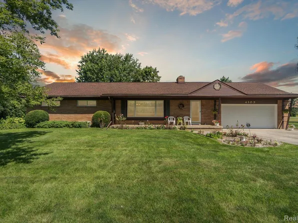 4103 Lapeer Rd, Burton, MI 48509