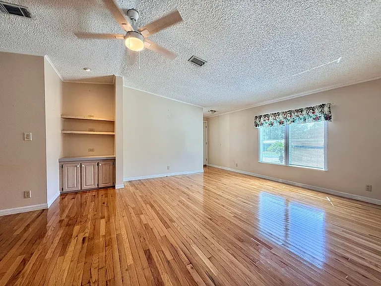 36832 Wilmington Rd — Photo 8