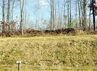 105 Royal Oak Ln, Marquette, MI 49855