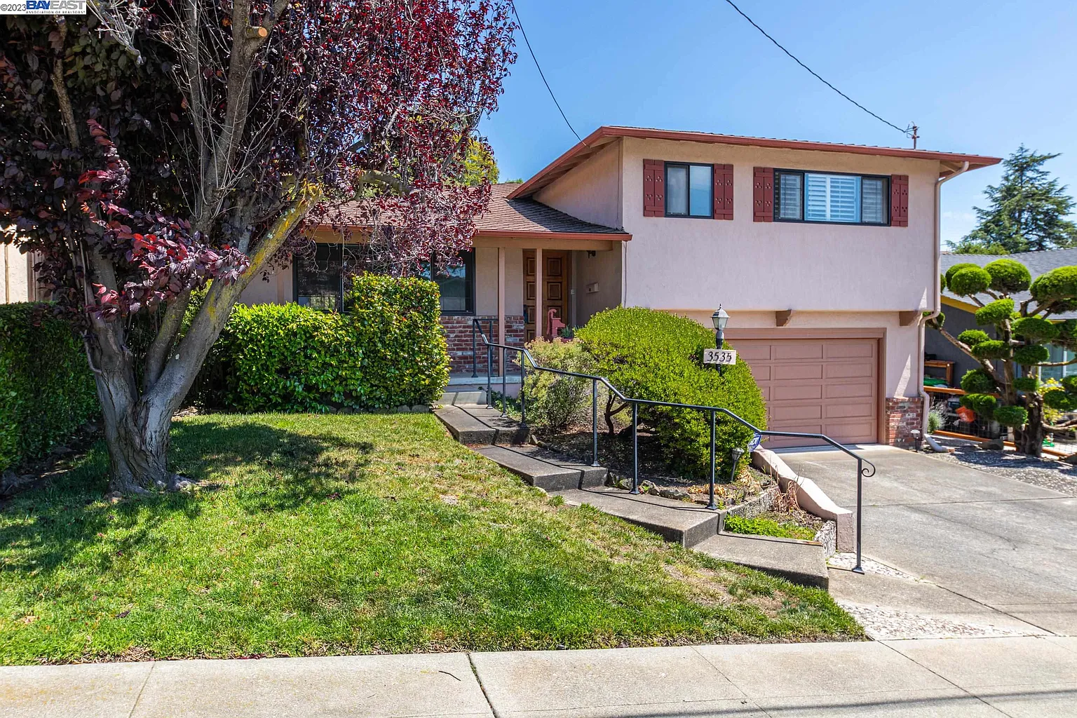 3535 Remco St photo 1
