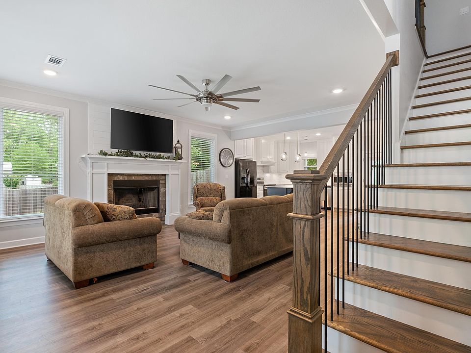 1104 Dawsons Pointe Ave, Bryant, AR 72022 Zillow