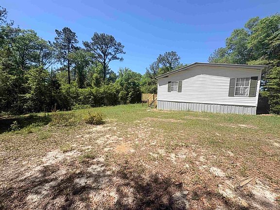 2nd image of 366 S Oak Rd
