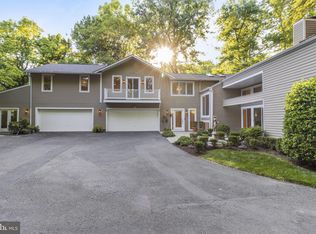 11201 Spur Wheel Ln, Potomac, MD 20854