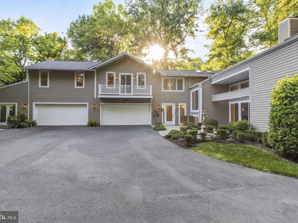 11201 Spur Wheel Ln, Potomac, MD 20854