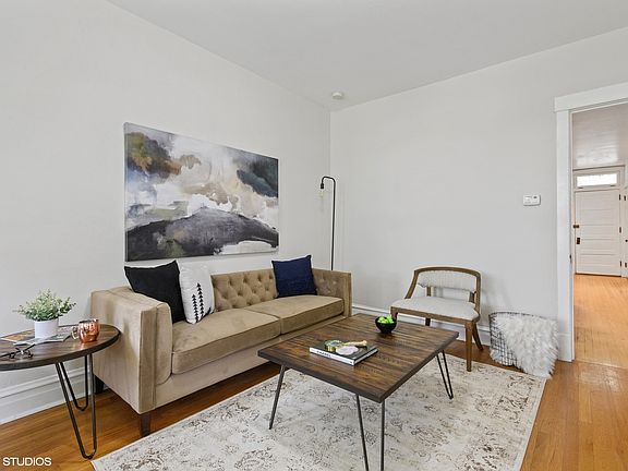 3rd image of 3125 N Bernard St #1