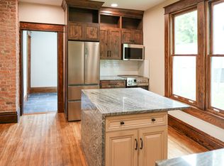 204 E Oakland Ave, Columbus, OH 43201