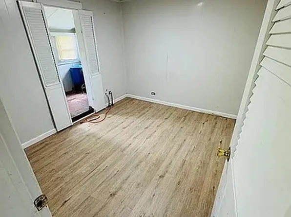 27 Interlochen Pkwy, Monroe, NY 10950