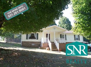 298 Shady Oaks Dr, Spencer, TN 38585