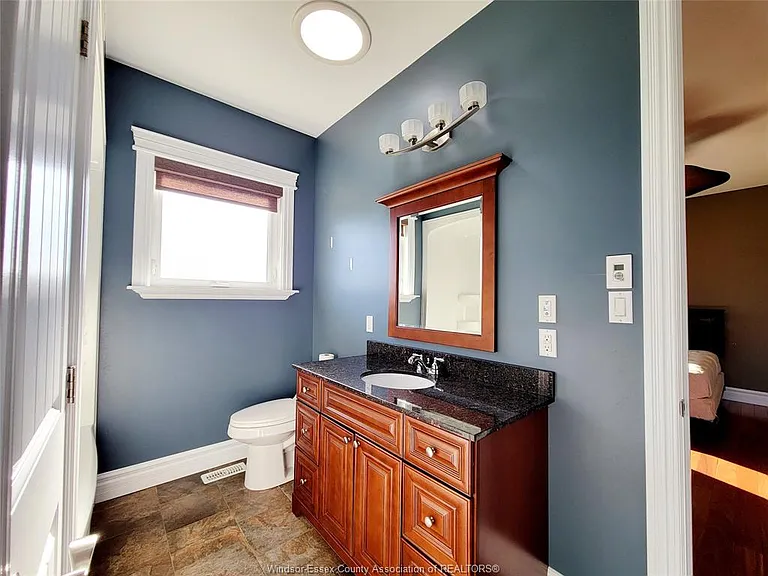 7835 Broderick Rd — Photo 27