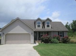 79 Rifleman Dr, Rossville, GA 30741