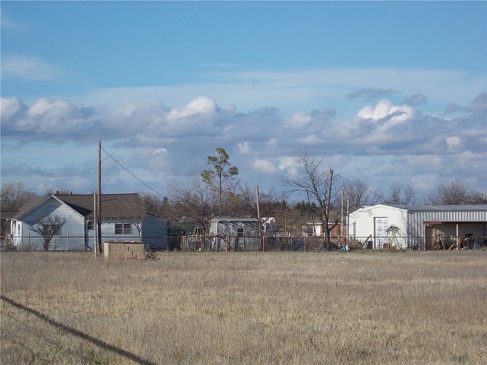 2nd image of 3801 S 16th St