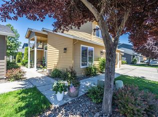 339 Live Oak Loop, Central Pt, OR 97502