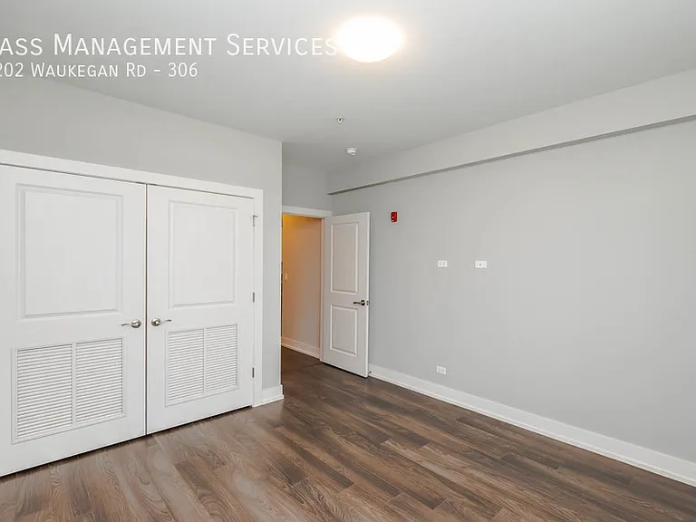 1202 Waukegan Rd, Glenview, IL — Photo 105