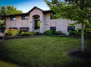 4708 Ryehill Dr, Joliet, IL 60431