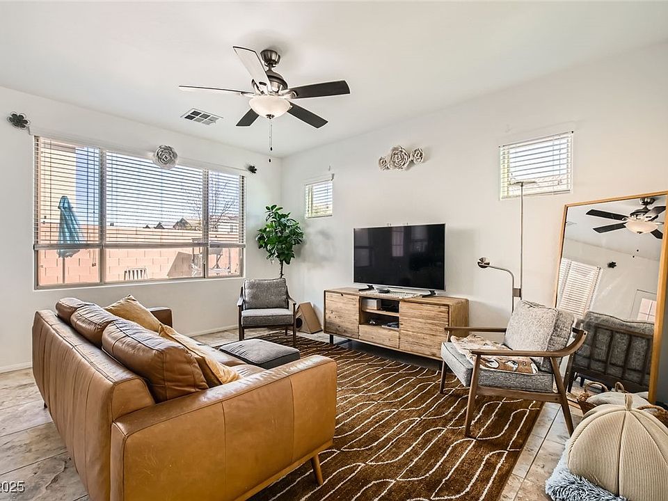1st image of 10448 Juniper Brush Ave