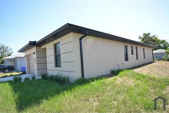 2132 Barker Blvd — Photo 34