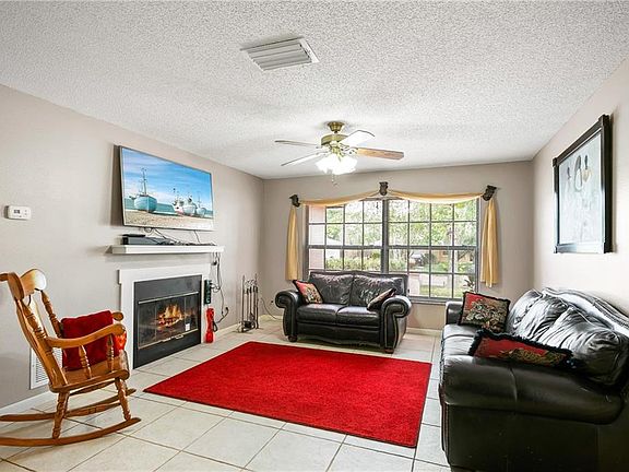 2nd image of 1830 Fruitwood Ct
