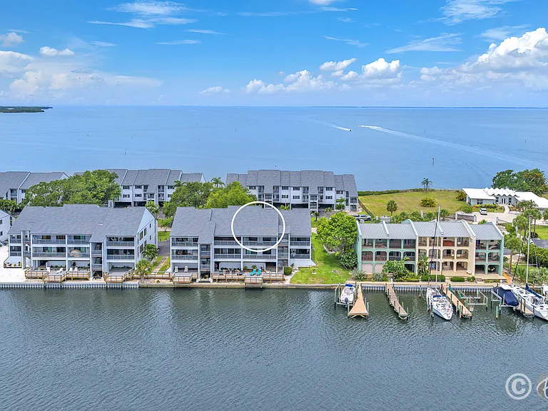 821 Bahia Del Sol Dr #B — Photo 1