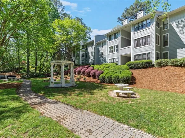 305 Summit North Dr NE #305, Atlanta, GA 30324