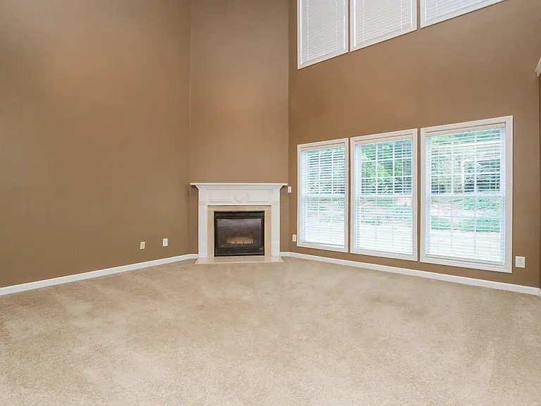 6739 Island Pointe Dr — Photo 9