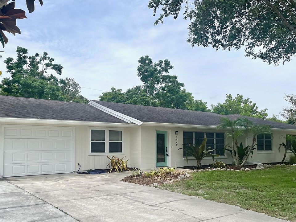 2449 Valencia Drive, Sarasota 34239