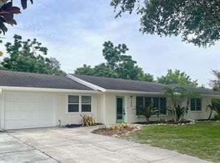 2449 Valencia Dr, Sarasota, FL 34239