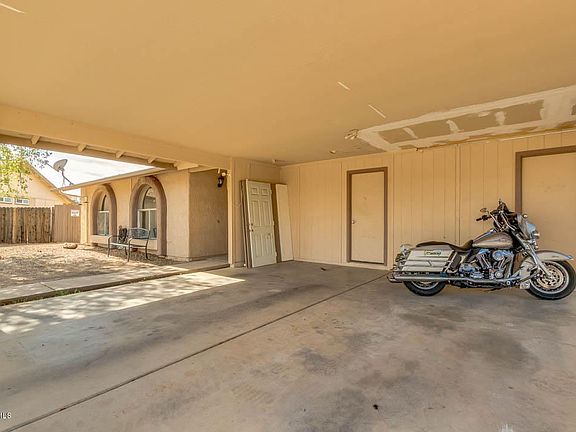 5th image of 9760 N 68th Dr
