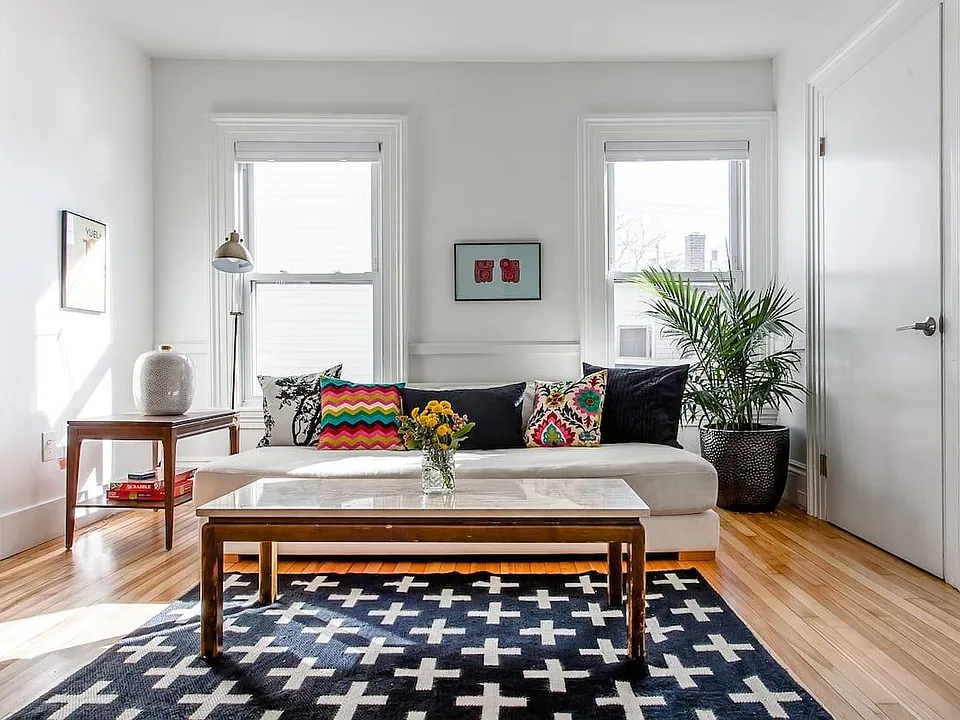 33 Smith St #2